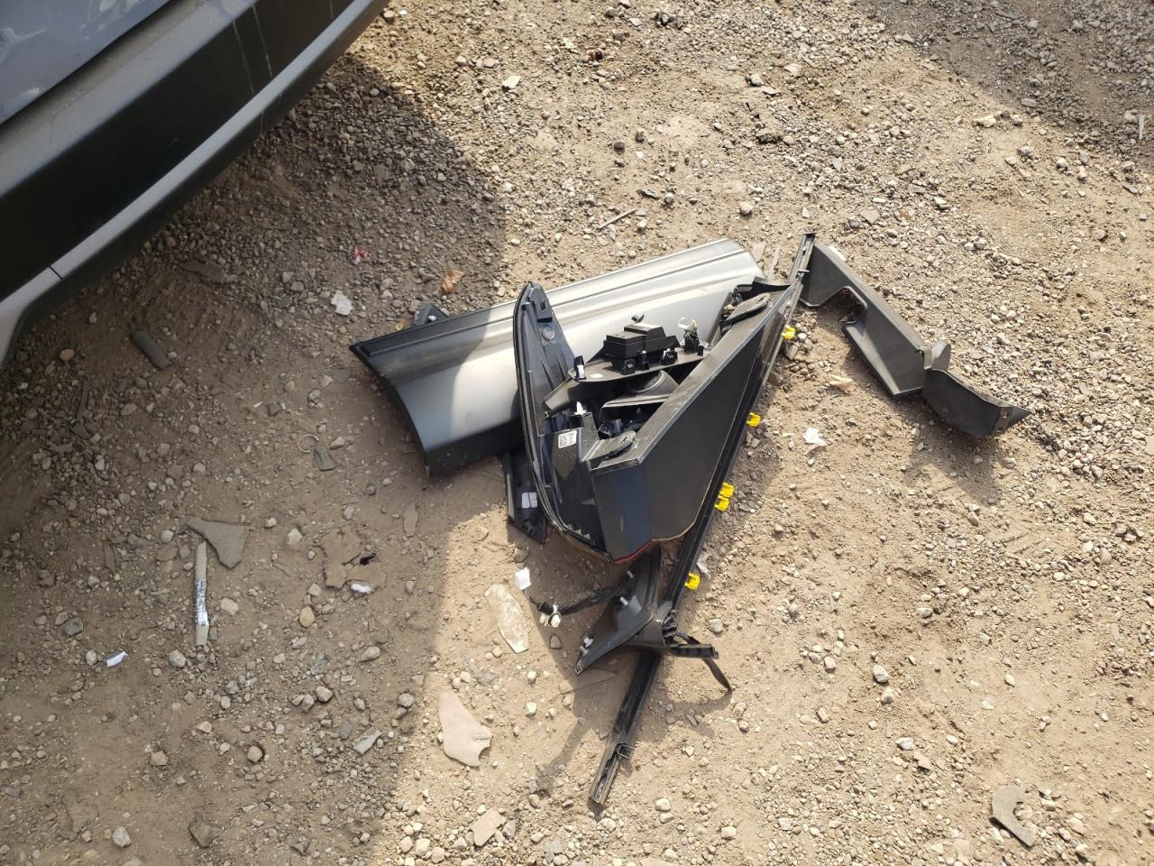 2022 HONDA CR-V SE VIN:2HKRW2H79NH625350