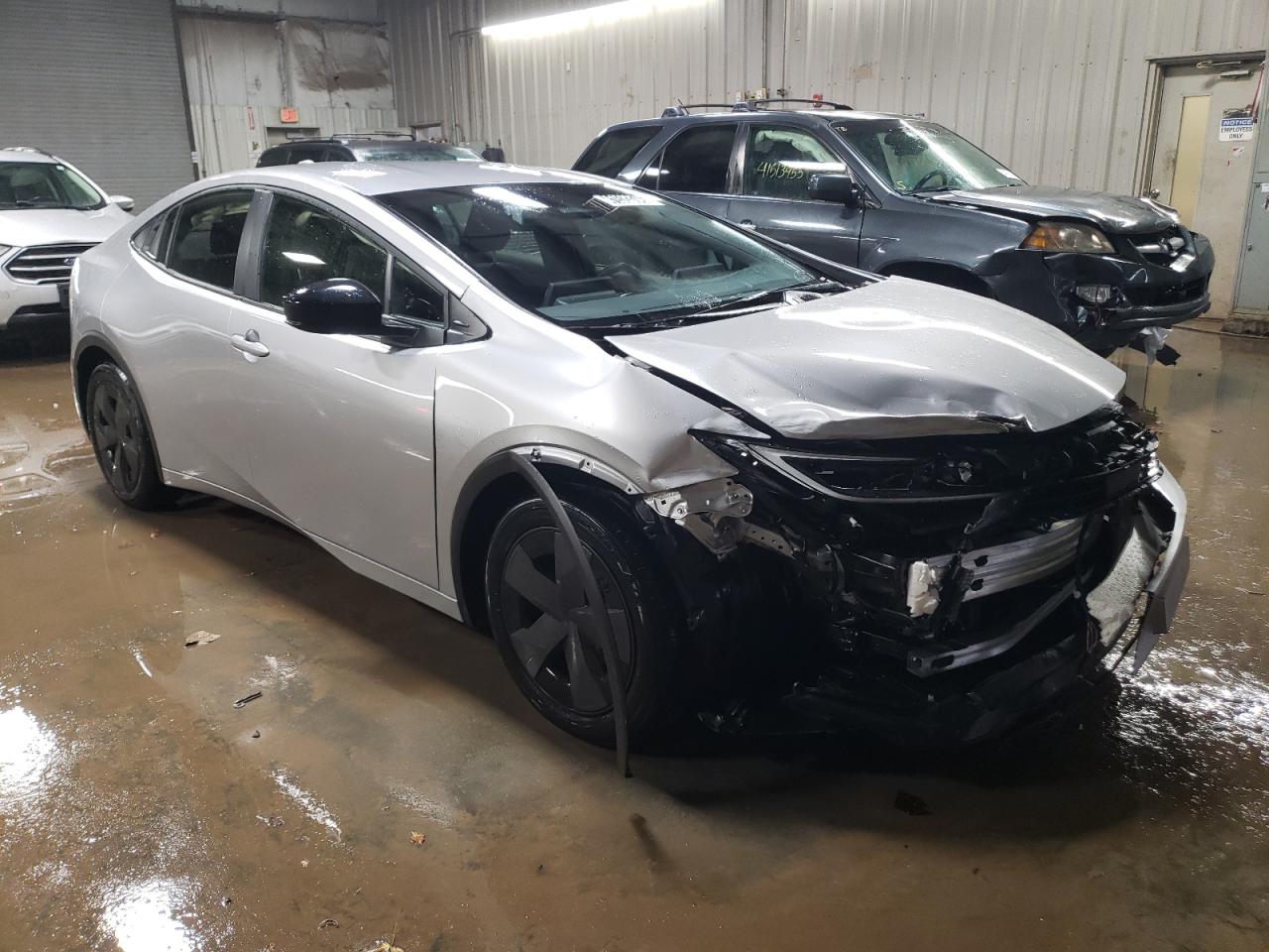 2024 TOYOTA PRIUS LE VIN:JTDACAAU7R3030479
