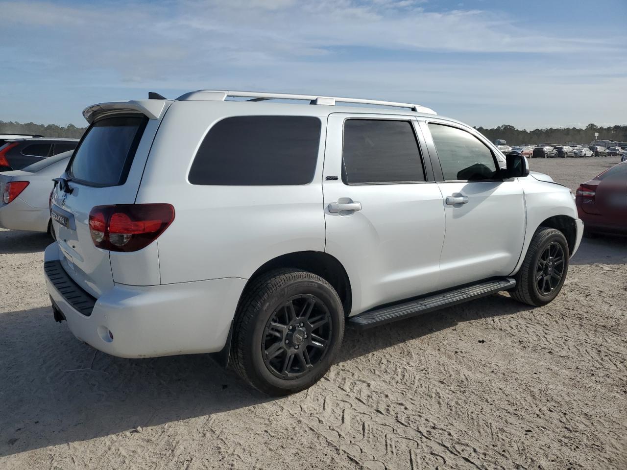 2022 TOYOTA SEQUOIA SR5 VIN:5TDAY5A12NS076471