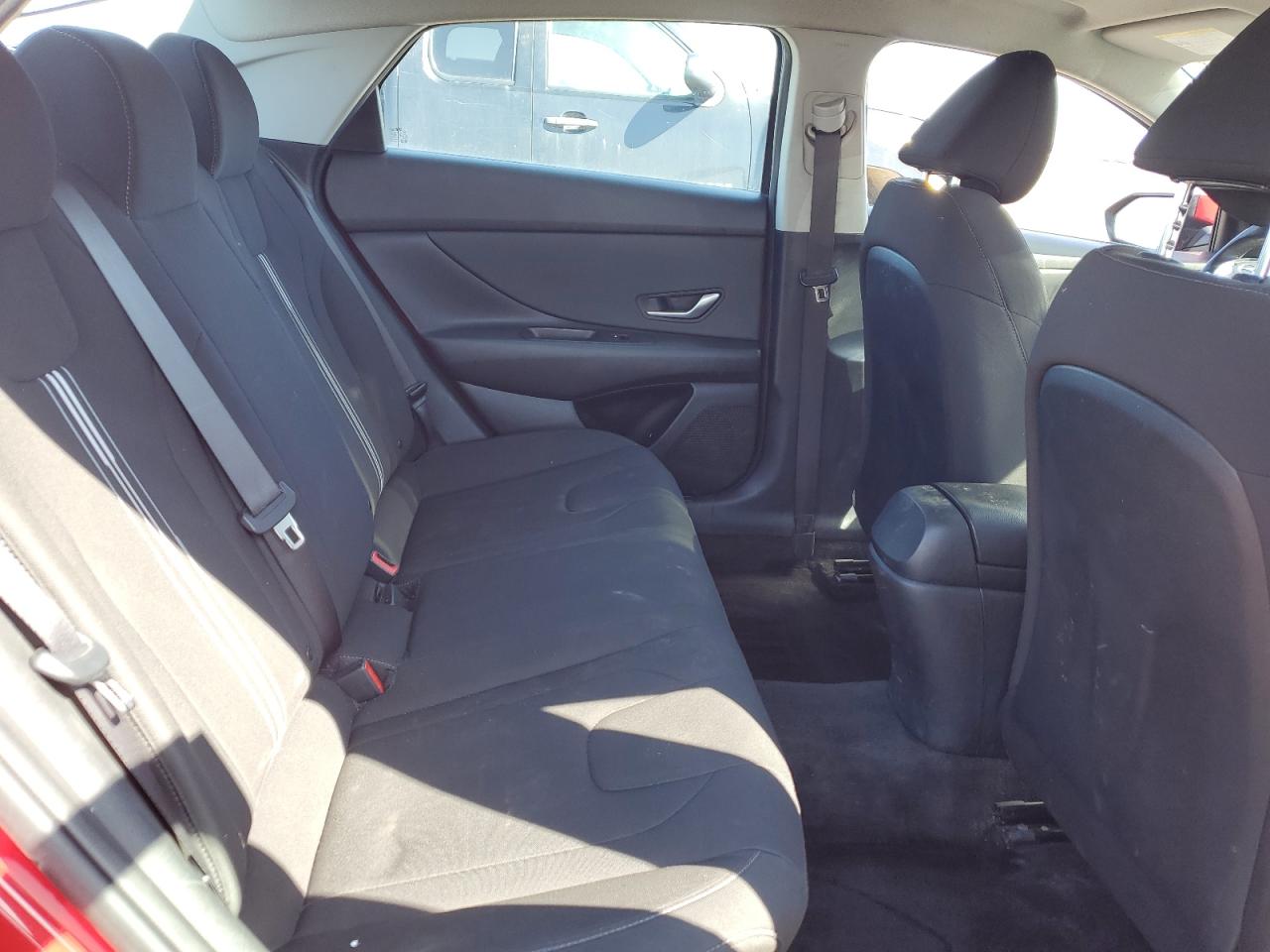 2022 HYUNDAI ELANTRA SEL VIN:KMHLM4AG6NU286100