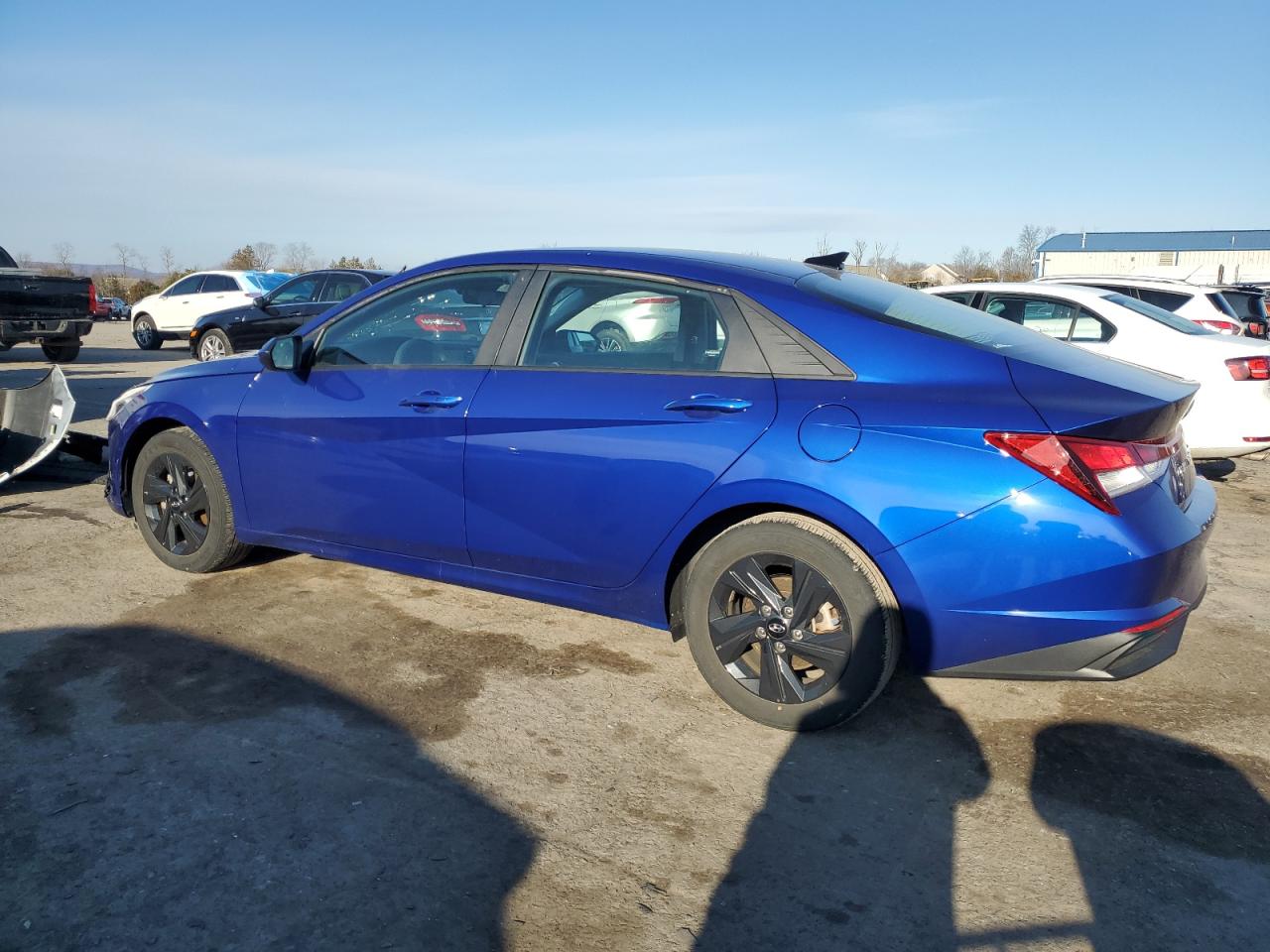 2023 HYUNDAI ELANTRA SEL VIN:5UXTR7C50KLF29583