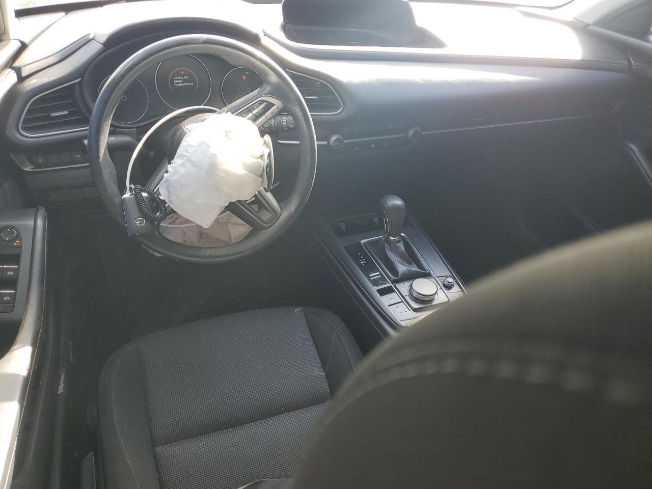 2022 MAZDA CX-30  VIN:3MVDMBAL9NM415122