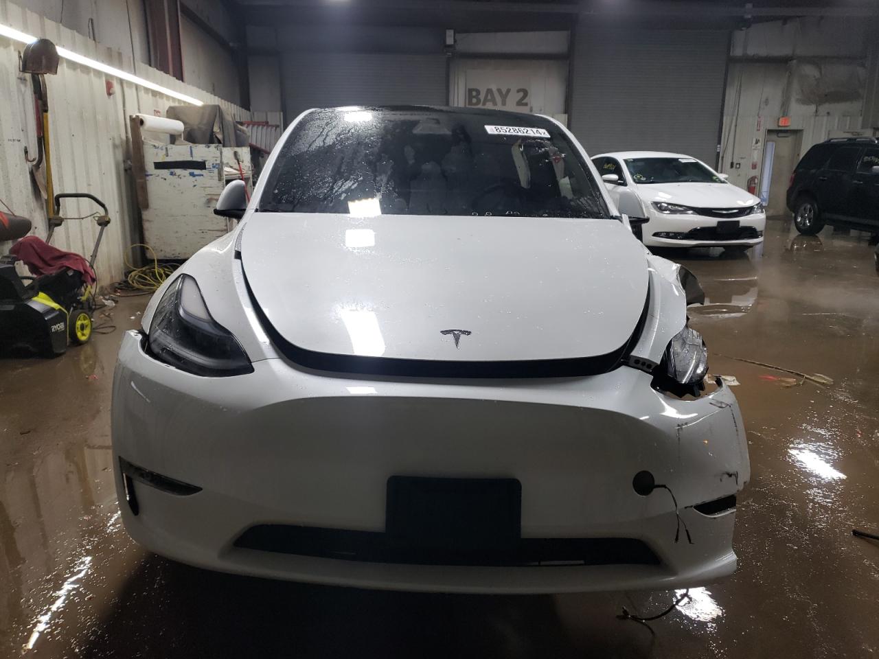 2024 TESLA MODEL Y  VIN:7SAYGDEE8RA278363