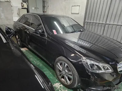 2015 Mercedes-Benz E 220 VIN: