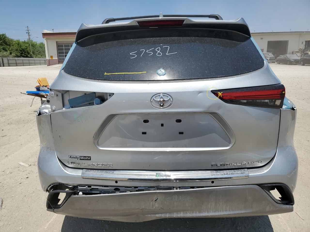 2022 TOYOTA HIGHLANDER PLATINUM VIN:5TDFZRBH4NS222455