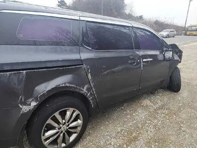 2017 Kia Carnival VIN: