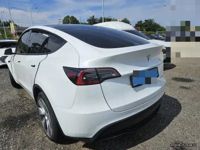 2022 Tesla Model Y VIN: