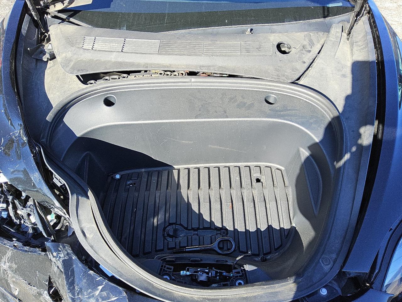 2023 TESLA MODEL 3  VIN:5YJ3E1EAXPF455813