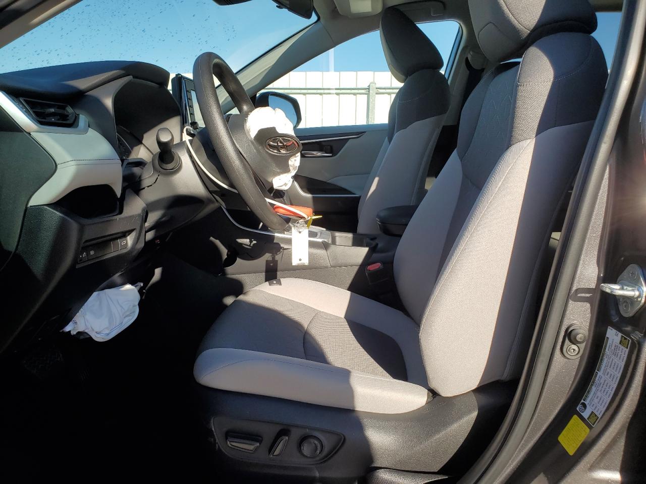 2022 TOYOTA RAV4 XLE VIN:2T3W1RFV4NC205386