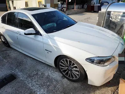 2015 BMW 520 VIN: