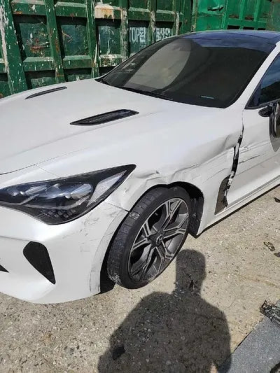 2018 Kia Stinger KNAE751CBJS033997 VIN:KNAE751CBJS033997
