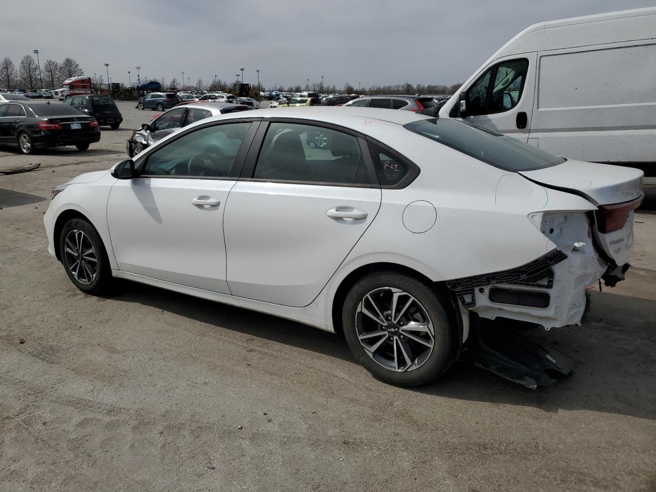 2022 KIA FORTE FE VIN:3KPF24AD7NE487371