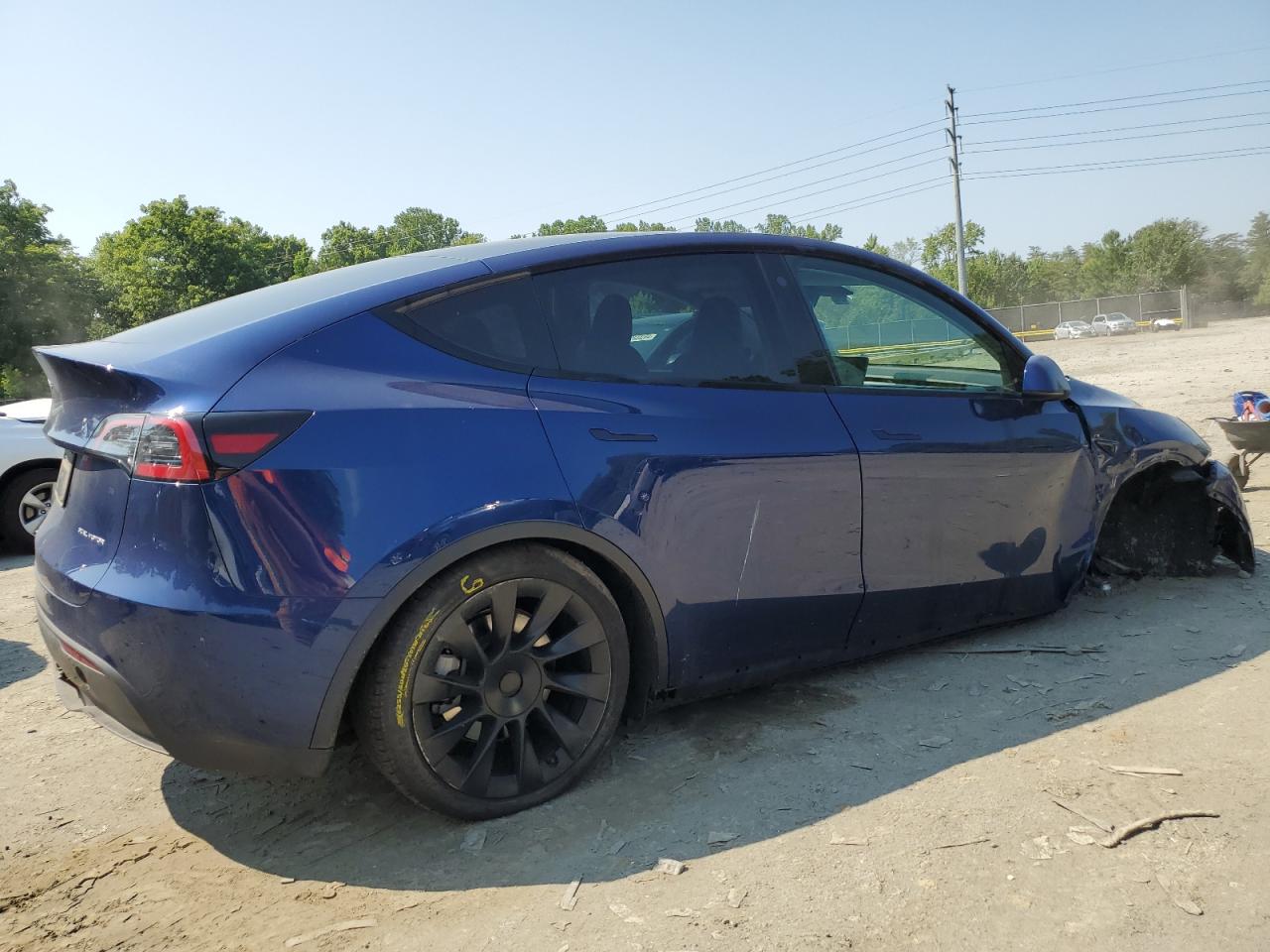 2023 TESLA MODEL Y  VIN:7SAYGDEE1PA026273