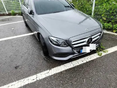 2020 Mercedes-Benz E 300 VIN: