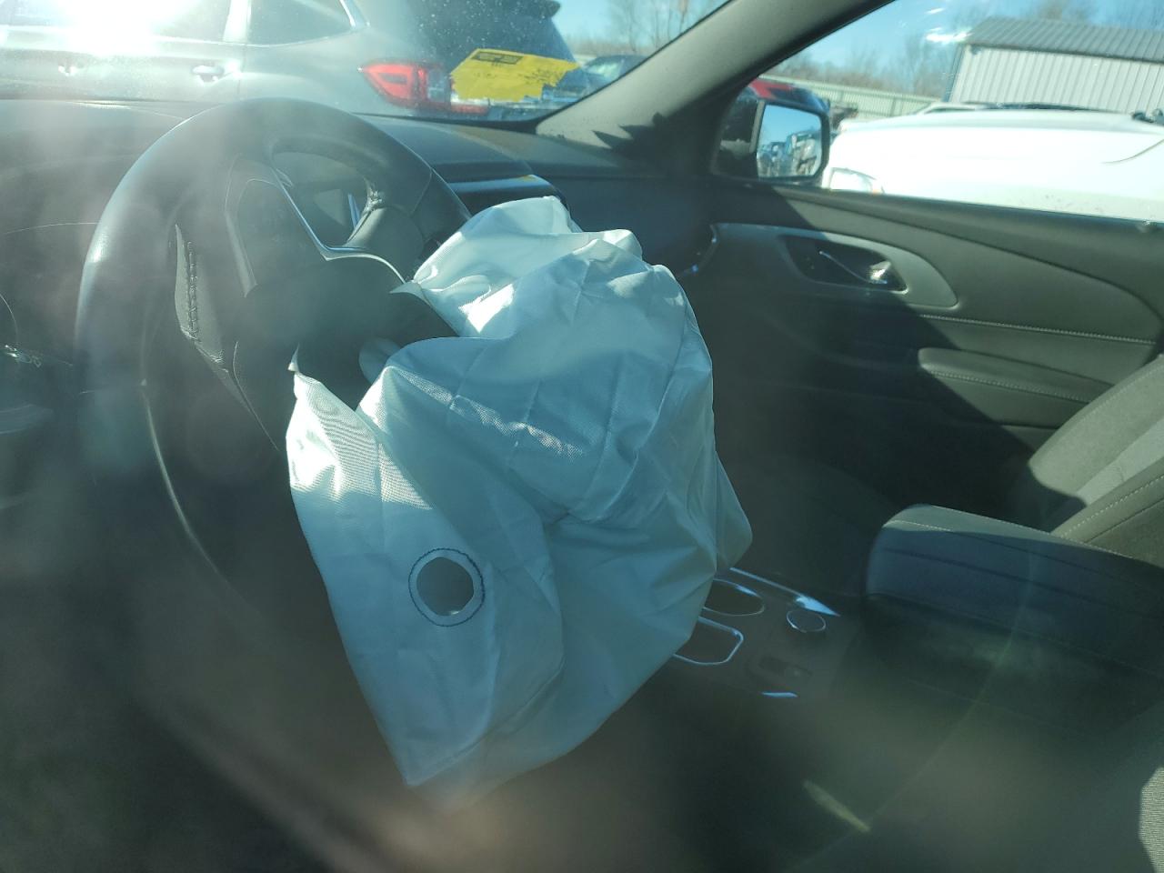 2022 CHEVROLET TRAVERSE LT VIN:1GNERGKW4NJ140311