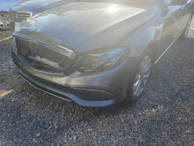 2018 Mercedes-Benz E 300 VIN: