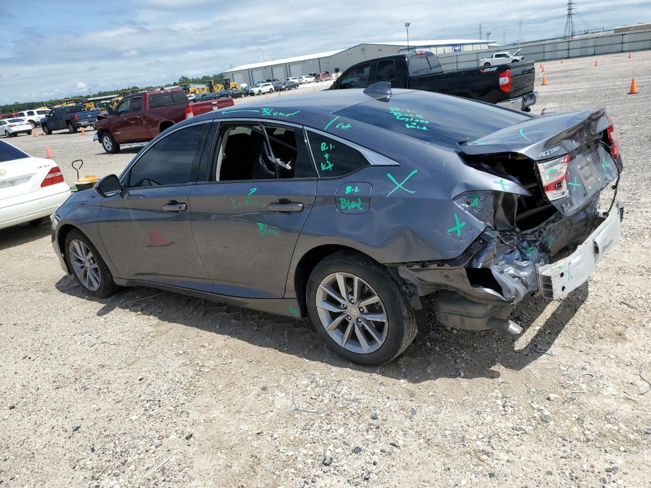 2022 HONDA ACCORD LX VIN:1HGCV1F13NA055355