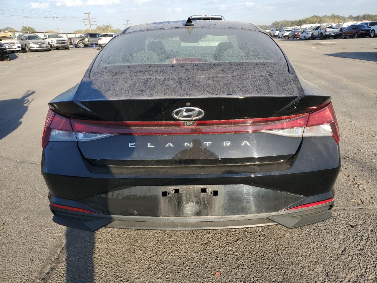 2022 HYUNDAI ELANTRA SEL VIN:KMHLM4AG9NU216428