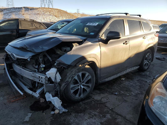 2023 TOYOTA HIGHLANDER HYBRID XLE VIN:5TDKARAH2PS528158