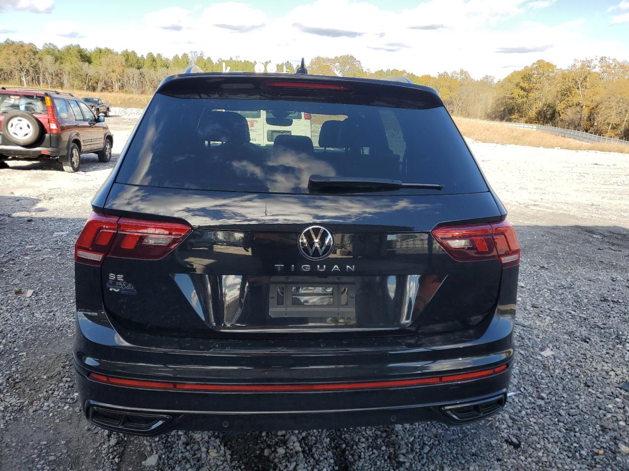 2022 VOLKSWAGEN TIGUAN SE R-LINE BLACK VIN:3VVCB7AX7NM051867