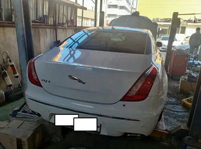 2015 Jaguar XJ SAJAA2224FNV82466 VIN:SAJAA2224FNV82466