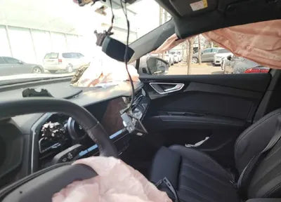 2022 Audi e-tron WAUZZZFZ4NP043372 VIN:WAUZZZFZ4NP043372