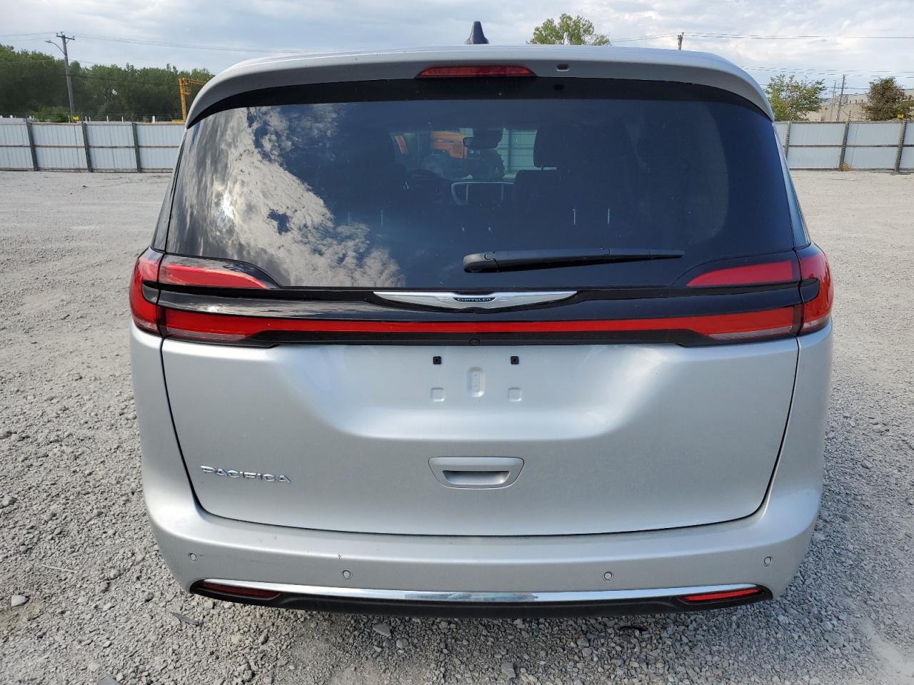 2024 CHRYSLER PACIFICA TOURING L VIN:2C4RC1BG1RR168585
