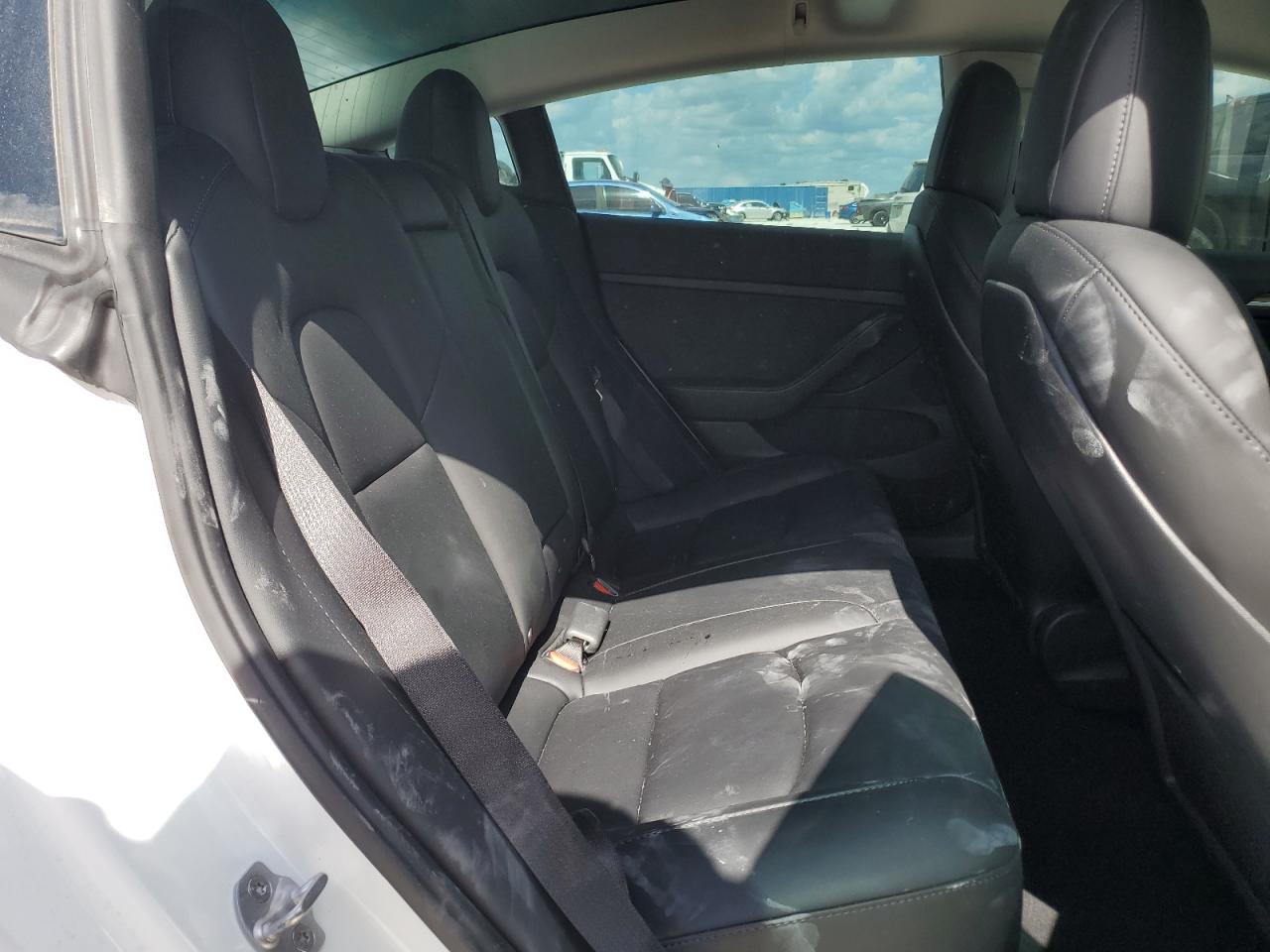 2022 TESLA MODEL 3  VIN:5YJ3E1EC0NF330558