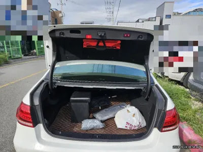 2016 Mercedes-Benz E 250 VIN: