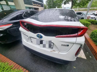 2017 Toyota Prius Prime VIN:
