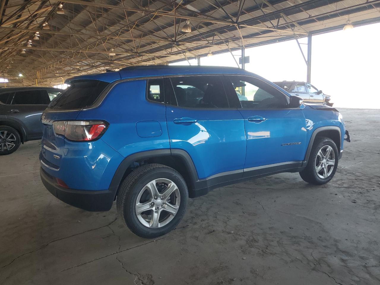 2024 JEEP COMPASS LATITUDE VIN:3C4NJDBN0RT582555