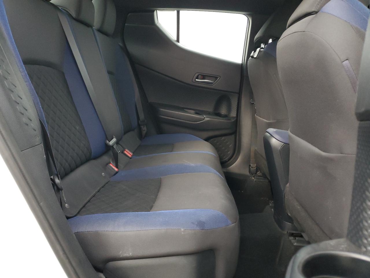 2022 TOYOTA C-HR XLE VIN:NMTKHMBX3NR146379