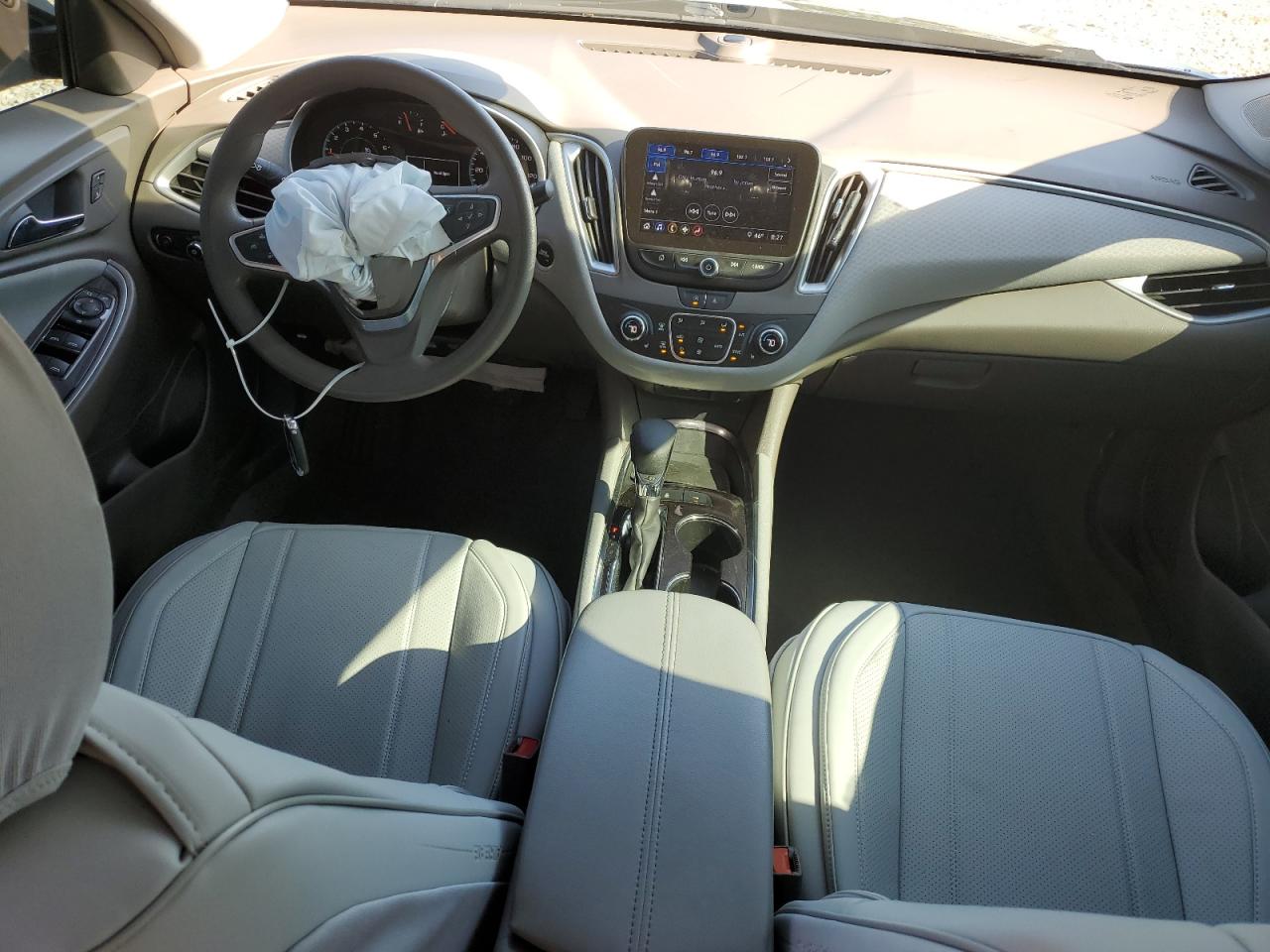 2022 CHEVROLET MALIBU LT VIN:1G1ZD5ST8NF205482