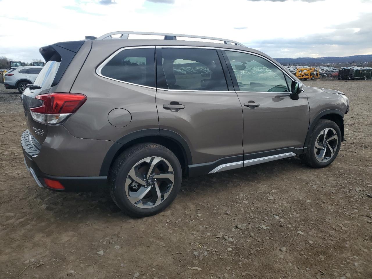 2024 SUBARU FORESTER TOURING VIN:JF2SKAMC2RH442811