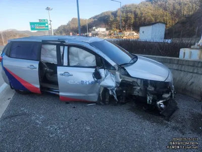 2016 Kia Carnival KNAMB81ABGS107298 VIN:KNAMB81ABGS107298