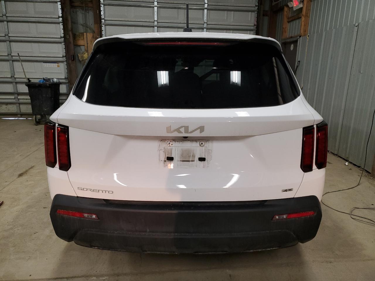 2023 KIA SORENTO LX VIN:5XYRGDLC9PG221228