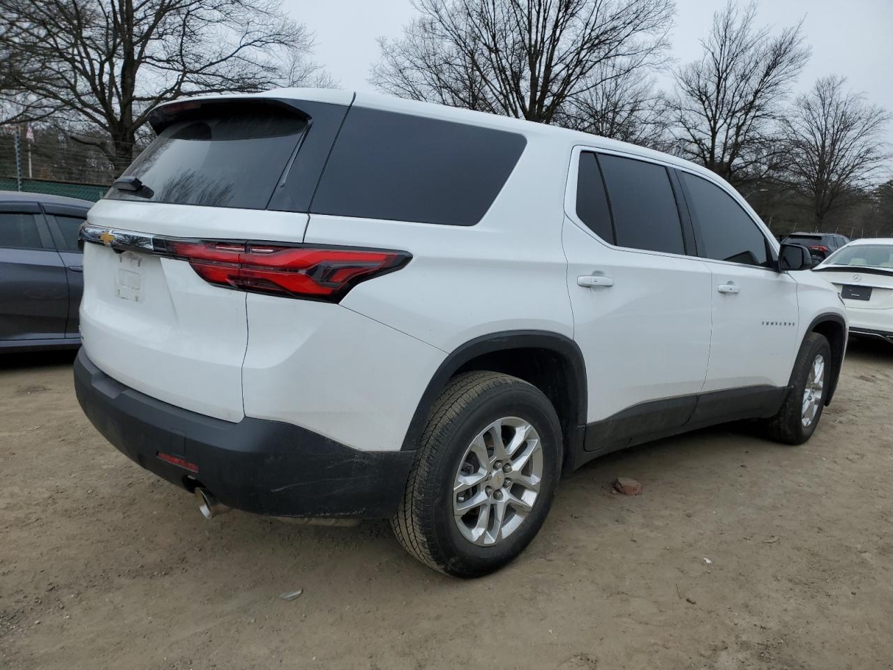 2022 CHEVROLET TRAVERSE LS VIN:1GNEVFKW3NJ194785