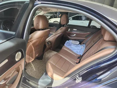 2017 Mercedes-Benz E 220 VIN: