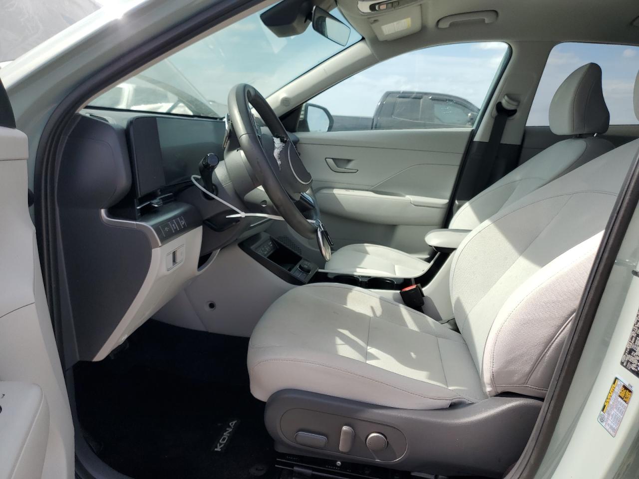 2024 HYUNDAI KONA SEL VIN:KM8HC3AB7RU104871