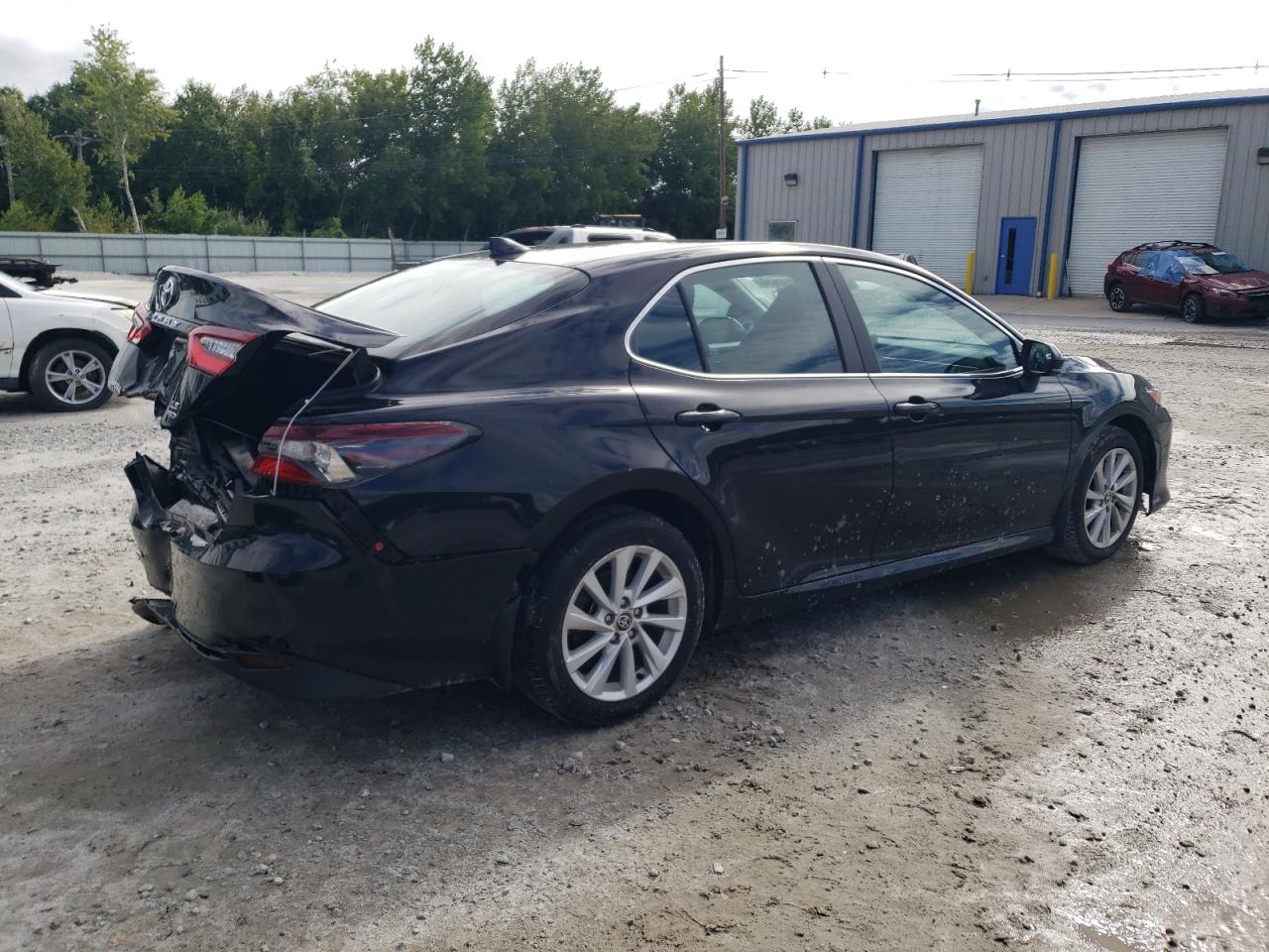 2022 TOYOTA CAMRY LE VIN:4T1C11BKXNU069739