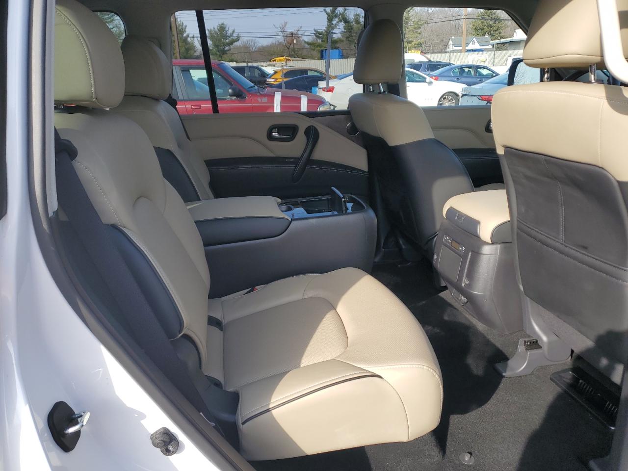 2023 INFINITI QX80 LUXE VIN:JN8AZ2AE9P9301022