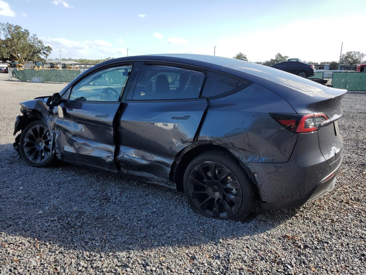 2023 TESLA MODEL Y  VIN:7SAYGDEE0PA056932