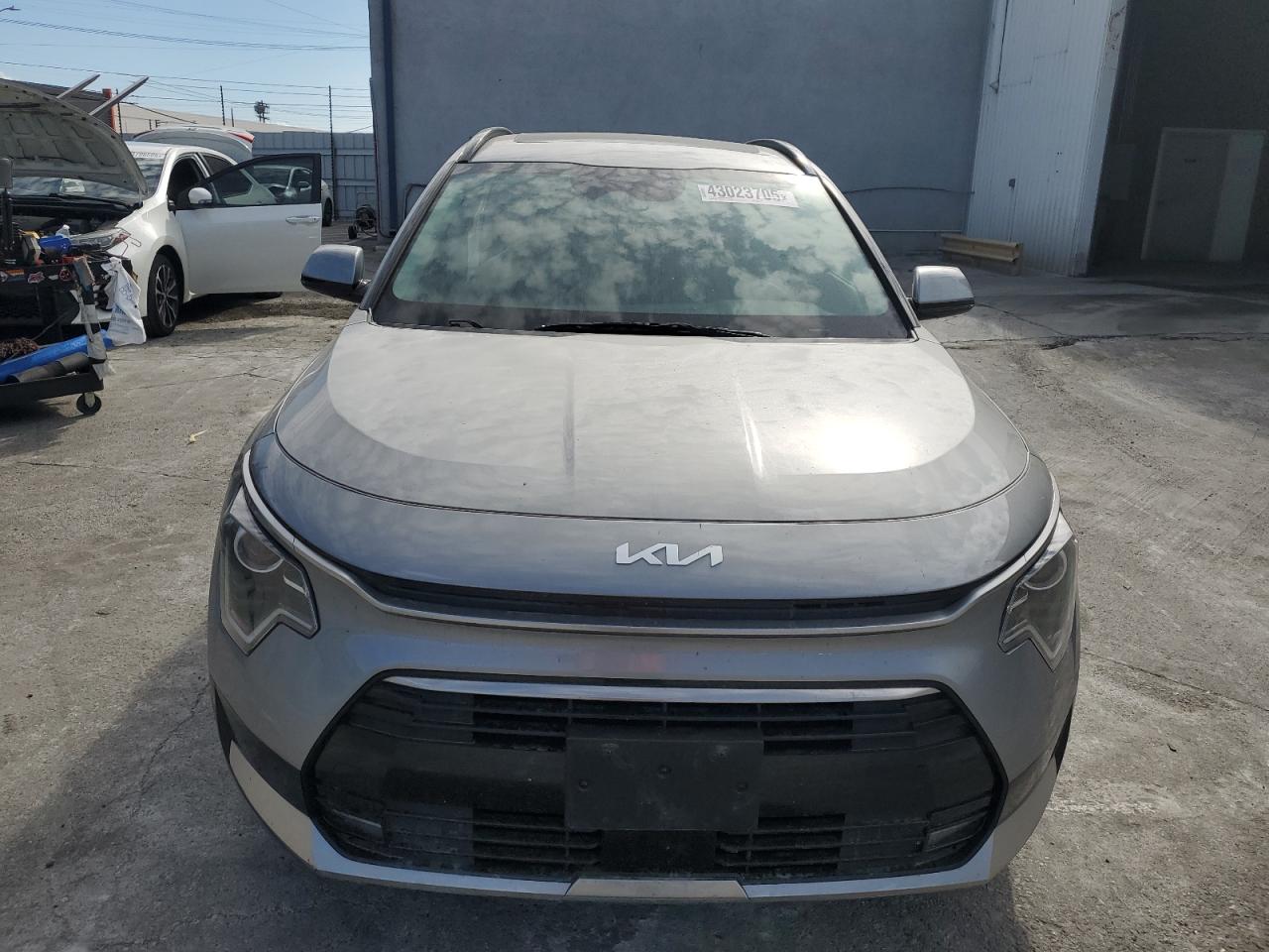 2023 KIA NIRO EX VIN:KNDCR3LE8P5043848