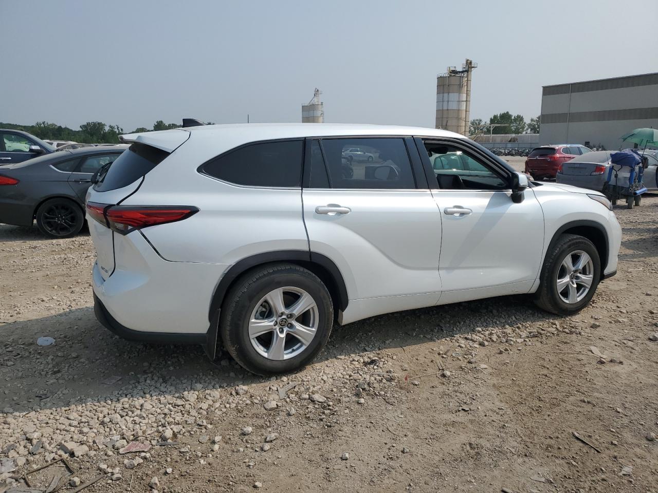 2022 TOYOTA HIGHLANDER L VIN:5TDBZRBH3NS568866