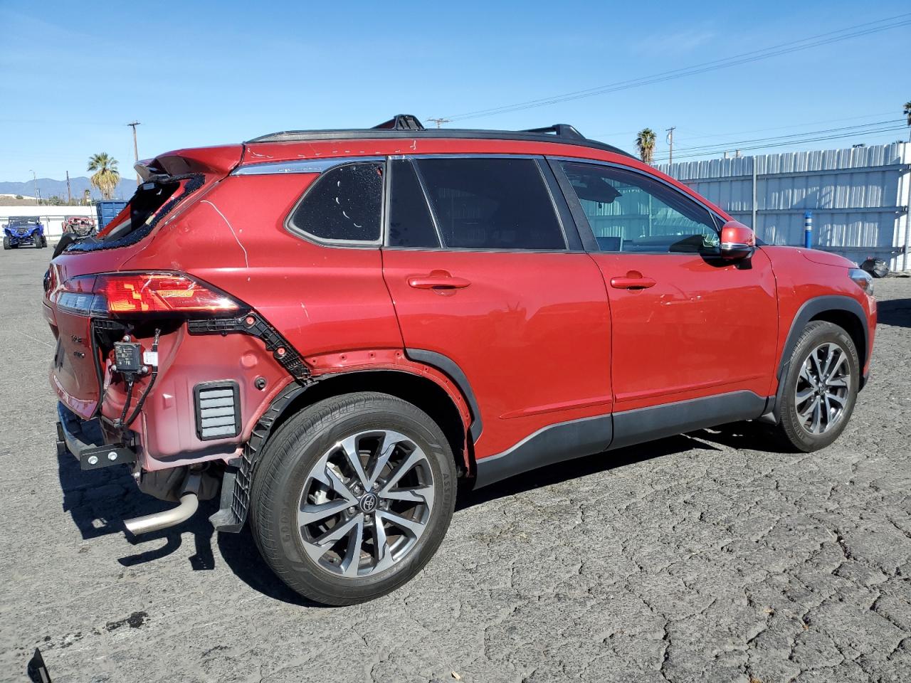 2022 TOYOTA COROLLA CROSS XLE VIN:7MUDAABG9NV024564