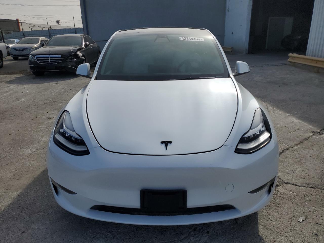 2023 TESLA MODEL Y  VIN:7SAYGDEE5PA079672