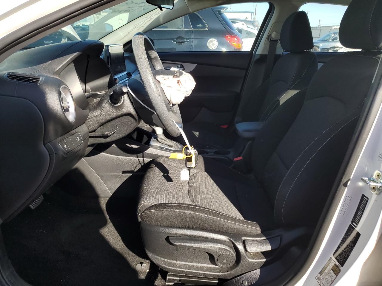 2023 KIA FORTE LX VIN:3KPF24AD6PE551337
