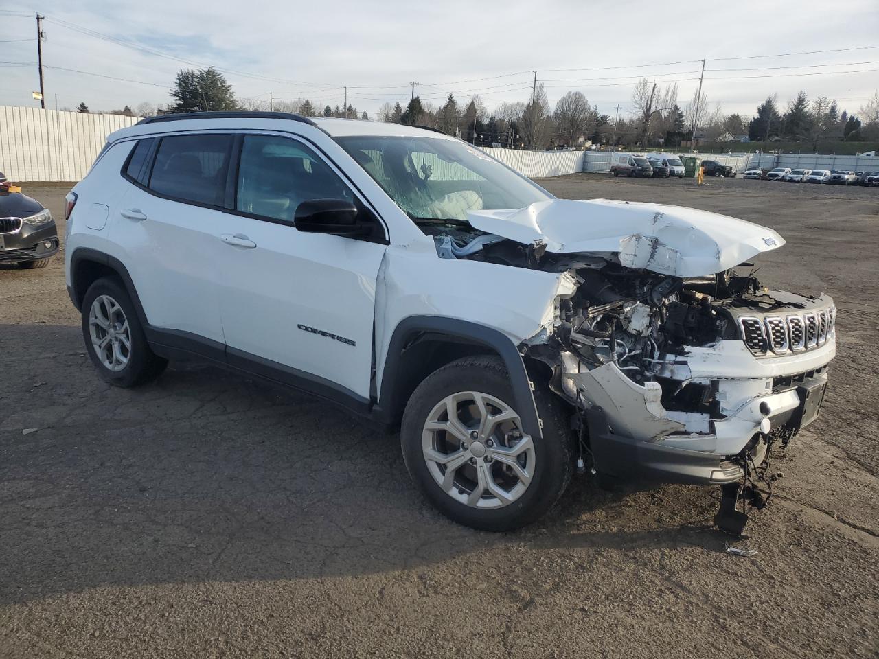 2024 JEEP COMPASS LATITUDE VIN:3C4NJDBN7RT117819