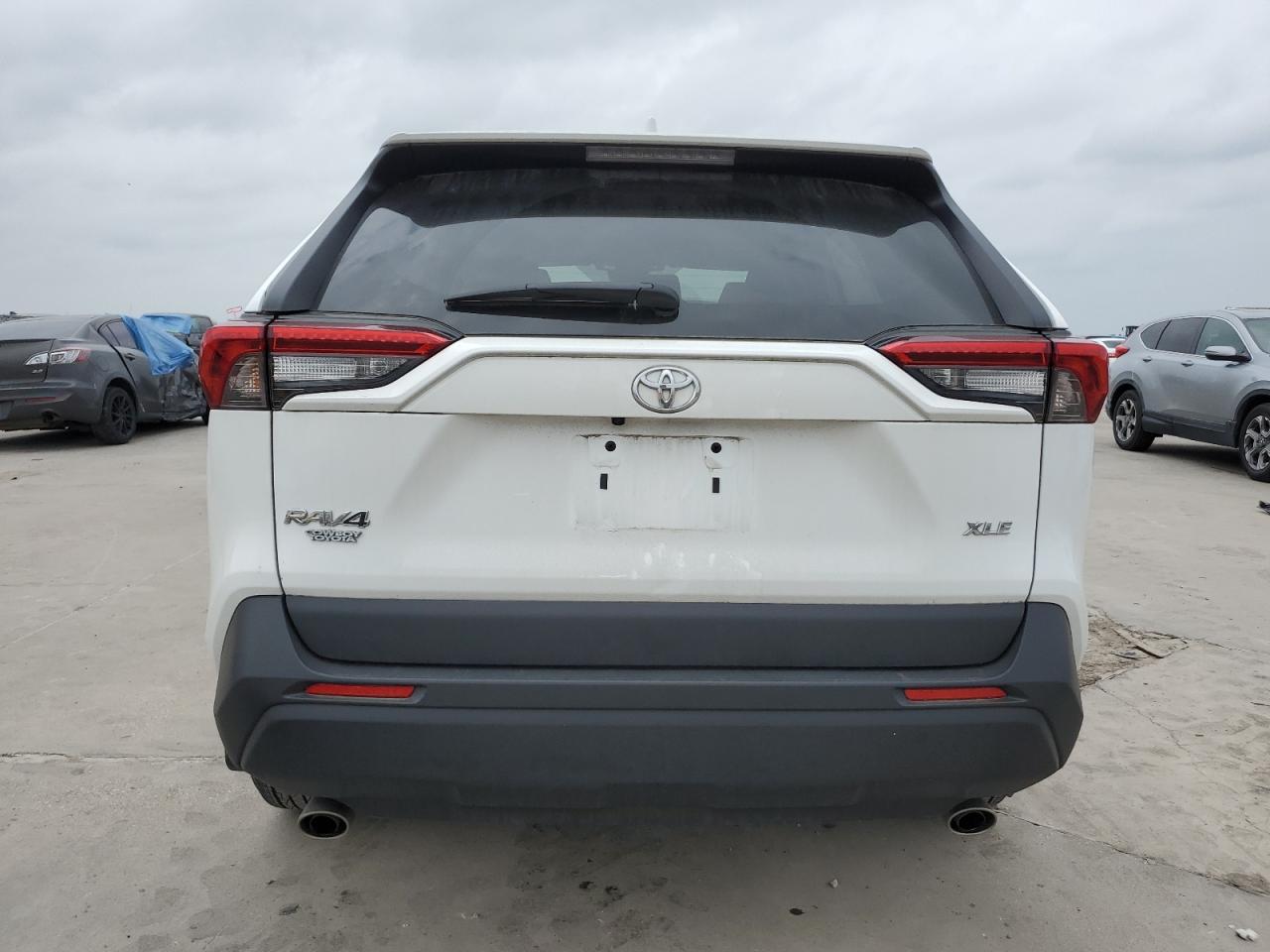 2022 TOYOTA RAV4 XLE VIN:2T3W1RFVXNW202863