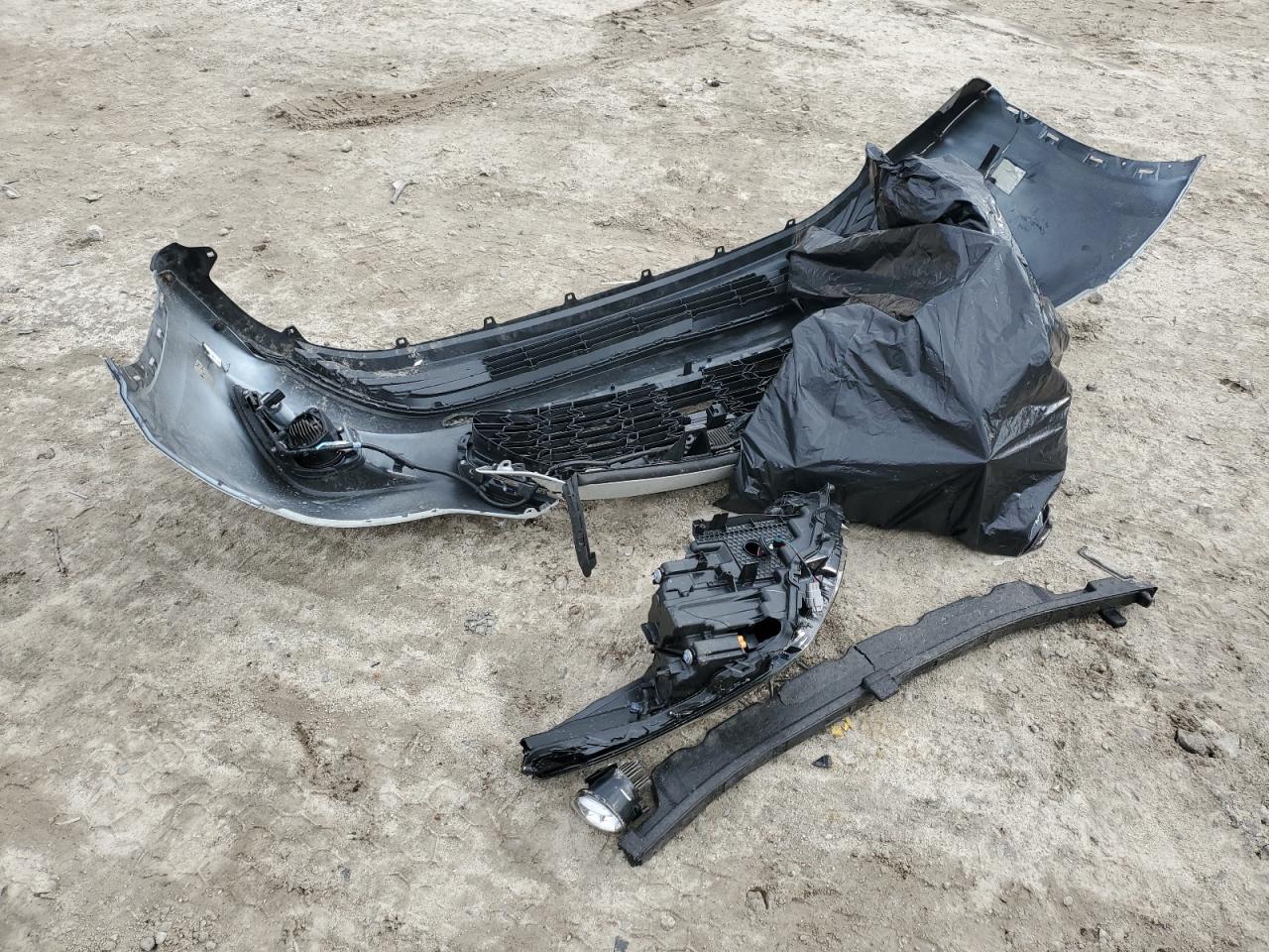 2022 TOYOTA HIGHLANDER XLE VIN:5TDHZRBH4NS220987